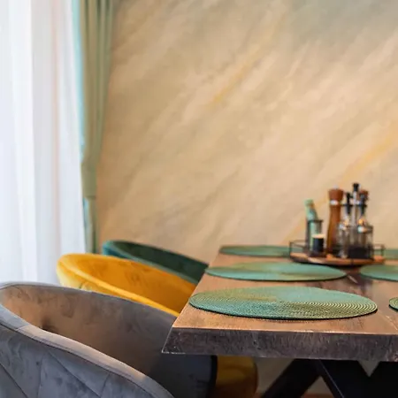 Renaissance Apartment Burgas